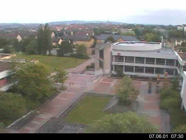 Foto der Webcam: Verwaltungsgeb&auml;ude, Innenhof mit Audimax, H&ouml;rsaal-Geb&auml;ude 1