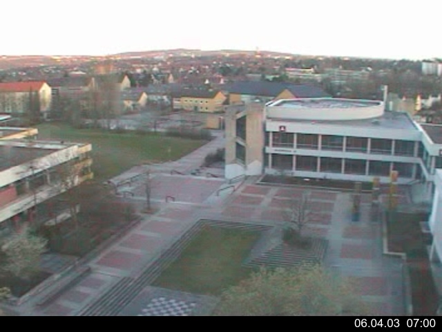 Foto der Webcam: Verwaltungsgeb&auml;ude, Innenhof mit Audimax, H&ouml;rsaal-Geb&auml;ude 1