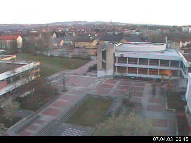 Foto der Webcam: Verwaltungsgeb&auml;ude, Innenhof mit Audimax, H&ouml;rsaal-Geb&auml;ude 1