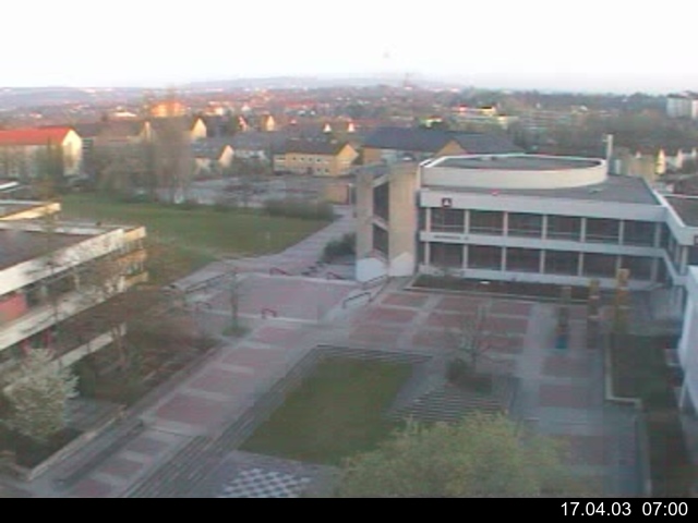 Foto der Webcam: Verwaltungsgeb&auml;ude, Innenhof mit Audimax, H&ouml;rsaal-Geb&auml;ude 1