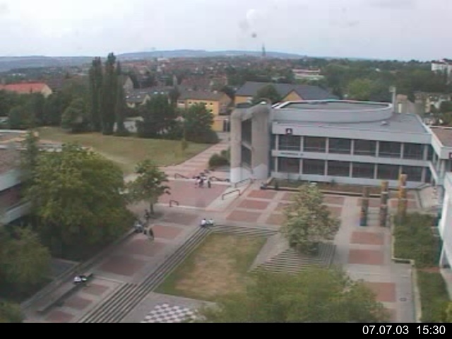 Foto der Webcam: Verwaltungsgeb&auml;ude, Innenhof mit Audimax, H&ouml;rsaal-Geb&auml;ude 1