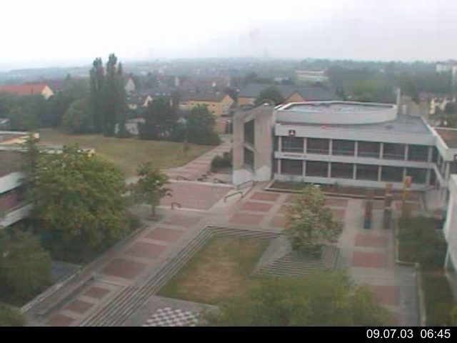 Foto der Webcam: Verwaltungsgeb&auml;ude, Innenhof mit Audimax, H&ouml;rsaal-Geb&auml;ude 1