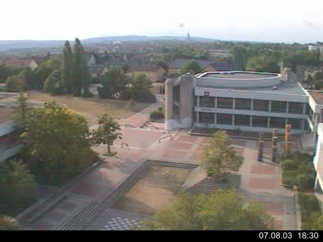 Foto der Webcam: Verwaltungsgeb&auml;ude, Innenhof mit Audimax, H&ouml;rsaal-Geb&auml;ude 1