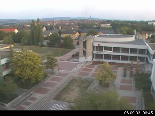 Foto der Webcam: Verwaltungsgeb&auml;ude, Innenhof mit Audimax, H&ouml;rsaal-Geb&auml;ude 1