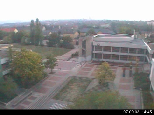 Foto der Webcam: Verwaltungsgeb&auml;ude, Innenhof mit Audimax, H&ouml;rsaal-Geb&auml;ude 1