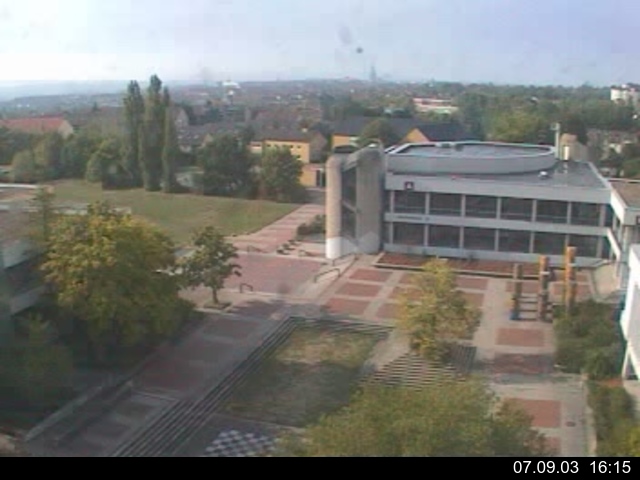 Foto der Webcam: Verwaltungsgeb&auml;ude, Innenhof mit Audimax, H&ouml;rsaal-Geb&auml;ude 1