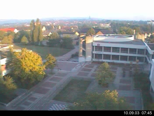 Foto der Webcam: Verwaltungsgeb&auml;ude, Innenhof mit Audimax, H&ouml;rsaal-Geb&auml;ude 1