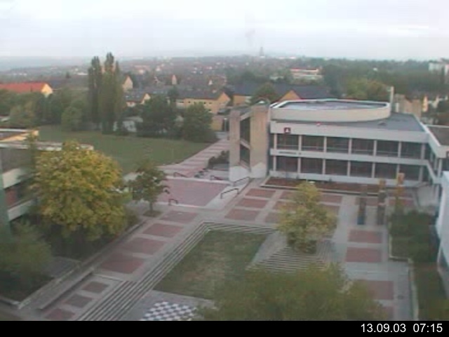 Foto der Webcam: Verwaltungsgeb&auml;ude, Innenhof mit Audimax, H&ouml;rsaal-Geb&auml;ude 1
