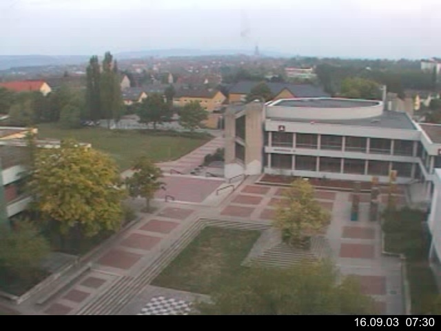 Foto der Webcam: Verwaltungsgeb&auml;ude, Innenhof mit Audimax, H&ouml;rsaal-Geb&auml;ude 1