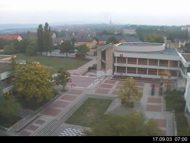 Foto der Webcam: Verwaltungsgeb&auml;ude, Innenhof mit Audimax, H&ouml;rsaal-Geb&auml;ude 1