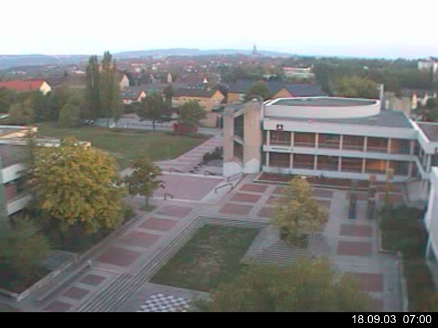 Foto der Webcam: Verwaltungsgeb&auml;ude, Innenhof mit Audimax, H&ouml;rsaal-Geb&auml;ude 1