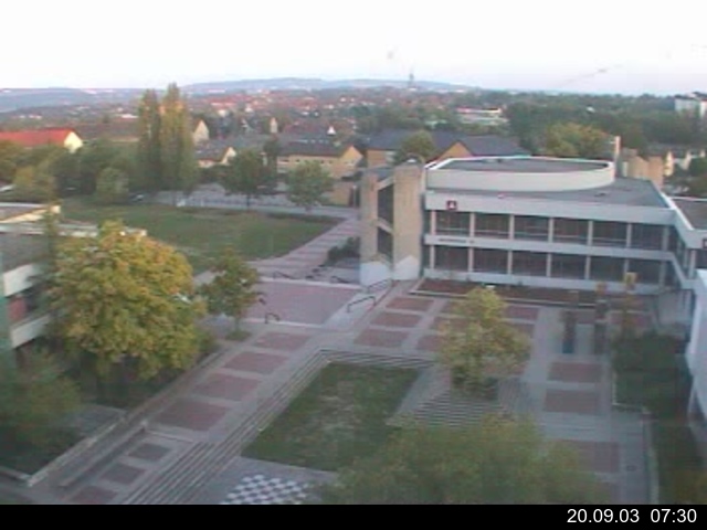 Foto der Webcam: Verwaltungsgeb&auml;ude, Innenhof mit Audimax, H&ouml;rsaal-Geb&auml;ude 1