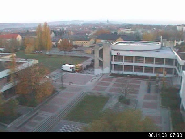 Foto der Webcam: Verwaltungsgeb&auml;ude, Innenhof mit Audimax, H&ouml;rsaal-Geb&auml;ude 1