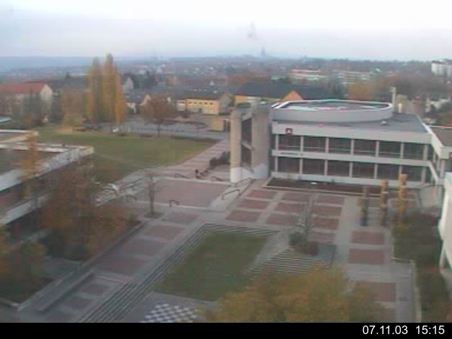 Foto der Webcam: Verwaltungsgeb&auml;ude, Innenhof mit Audimax, H&ouml;rsaal-Geb&auml;ude 1