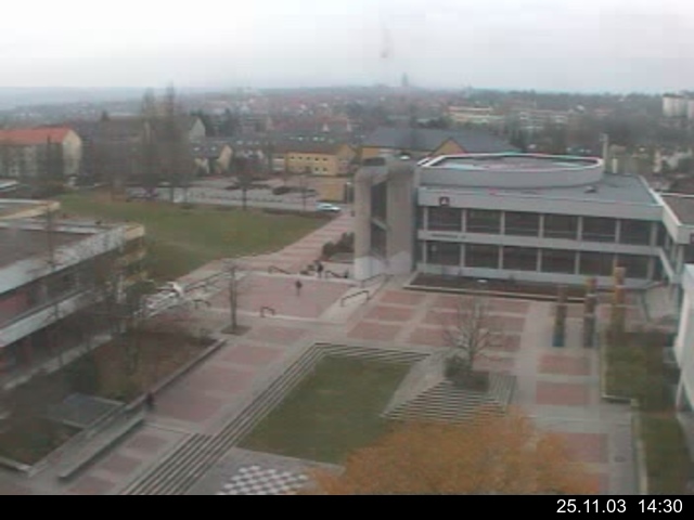 Foto der Webcam: Verwaltungsgeb&auml;ude, Innenhof mit Audimax, H&ouml;rsaal-Geb&auml;ude 1