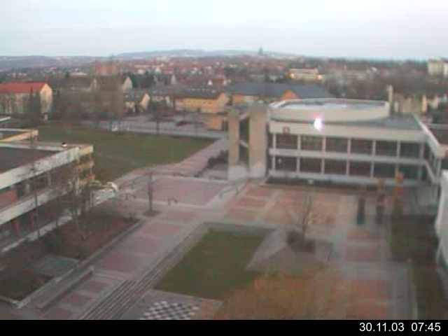 Foto der Webcam: Verwaltungsgeb&auml;ude, Innenhof mit Audimax, H&ouml;rsaal-Geb&auml;ude 1