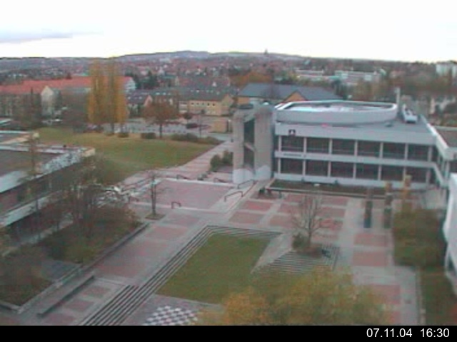 Foto der Webcam: Verwaltungsgeb&auml;ude, Innenhof mit Audimax, H&ouml;rsaal-Geb&auml;ude 1