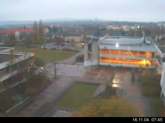 Foto der Webcam: Verwaltungsgeb&auml;ude, Innenhof mit Audimax, H&ouml;rsaal-Geb&auml;ude 1