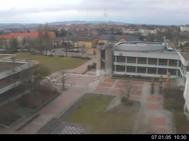 Foto der Webcam: Verwaltungsgeb&auml;ude, Innenhof mit Audimax, H&ouml;rsaal-Geb&auml;ude 1
