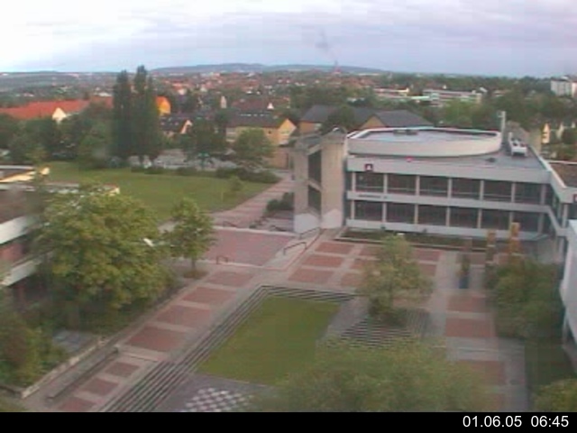 Foto der Webcam: Verwaltungsgeb&auml;ude, Innenhof mit Audimax, H&ouml;rsaal-Geb&auml;ude 1