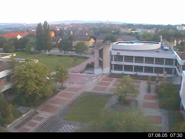 Foto der Webcam: Verwaltungsgeb&auml;ude, Innenhof mit Audimax, H&ouml;rsaal-Geb&auml;ude 1