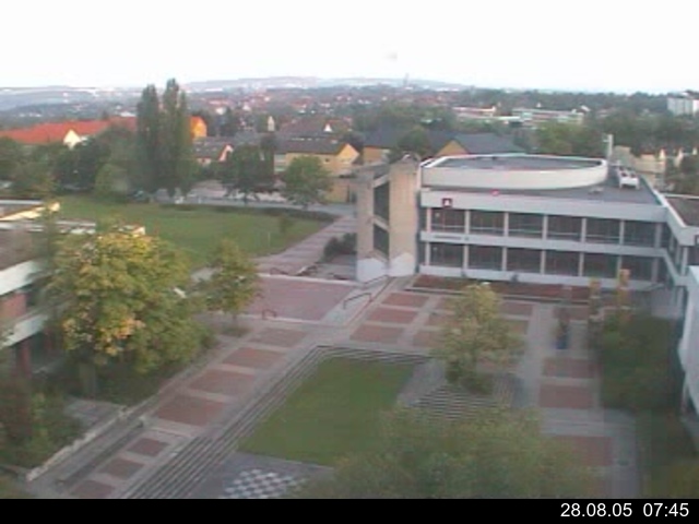 Foto der Webcam: Verwaltungsgeb&auml;ude, Innenhof mit Audimax, H&ouml;rsaal-Geb&auml;ude 1