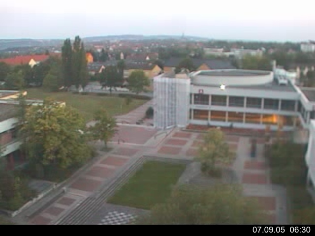 Foto der Webcam: Verwaltungsgeb&auml;ude, Innenhof mit Audimax, H&ouml;rsaal-Geb&auml;ude 1