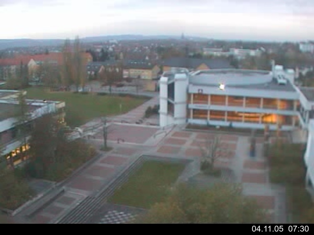 Foto der Webcam: Verwaltungsgeb&auml;ude, Innenhof mit Audimax, H&ouml;rsaal-Geb&auml;ude 1