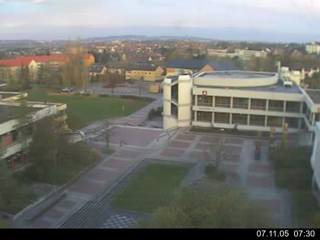 Foto der Webcam: Verwaltungsgeb&auml;ude, Innenhof mit Audimax, H&ouml;rsaal-Geb&auml;ude 1