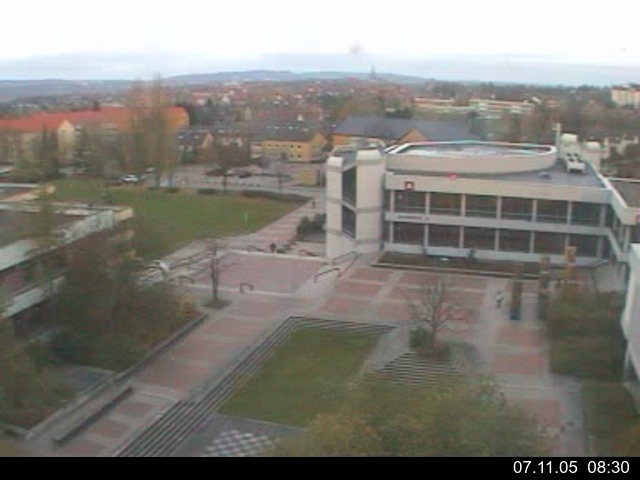 Foto der Webcam: Verwaltungsgeb&auml;ude, Innenhof mit Audimax, H&ouml;rsaal-Geb&auml;ude 1