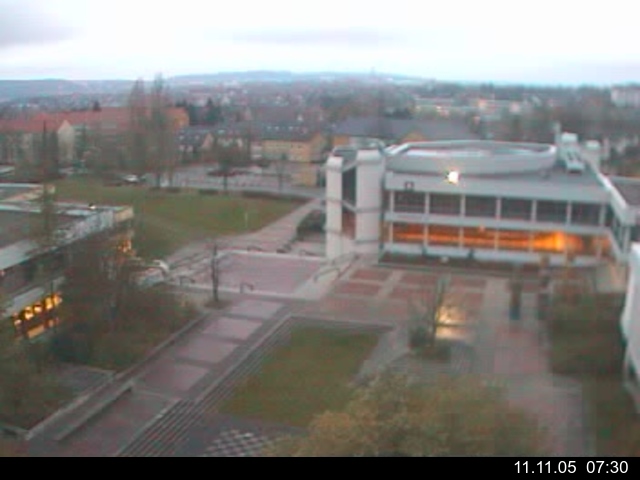 Foto der Webcam: Verwaltungsgeb&auml;ude, Innenhof mit Audimax, H&ouml;rsaal-Geb&auml;ude 1