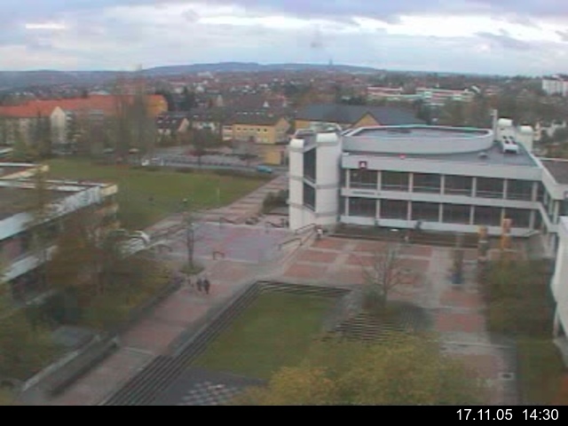 Foto der Webcam: Verwaltungsgeb&auml;ude, Innenhof mit Audimax, H&ouml;rsaal-Geb&auml;ude 1