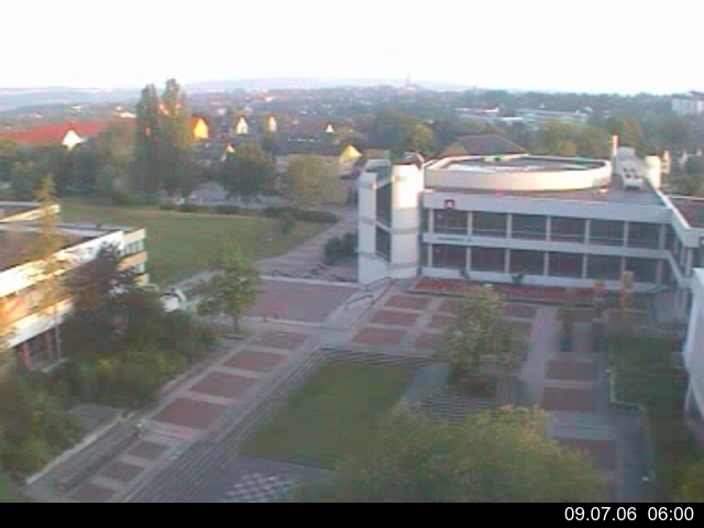 Foto der Webcam: Verwaltungsgeb&auml;ude, Innenhof mit Audimax, H&ouml;rsaal-Geb&auml;ude 1