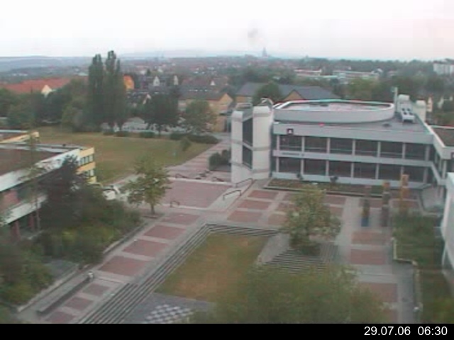 Foto der Webcam: Verwaltungsgeb&auml;ude, Innenhof mit Audimax, H&ouml;rsaal-Geb&auml;ude 1