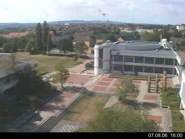 Foto der Webcam: Verwaltungsgeb&auml;ude, Innenhof mit Audimax, H&ouml;rsaal-Geb&auml;ude 1