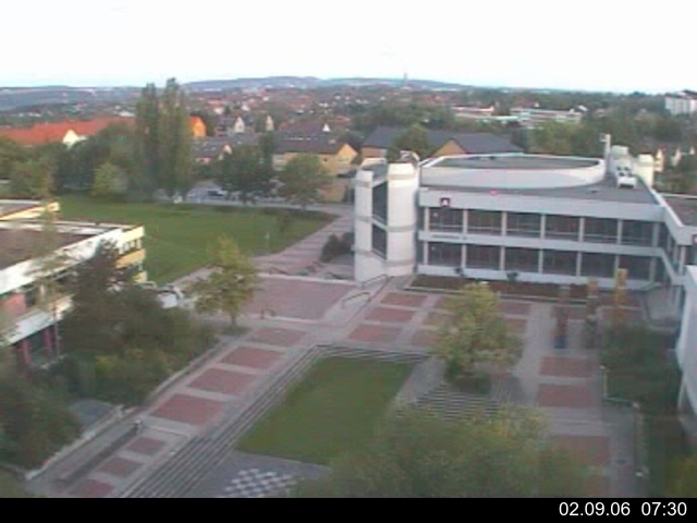 Foto der Webcam: Verwaltungsgeb&auml;ude, Innenhof mit Audimax, H&ouml;rsaal-Geb&auml;ude 1