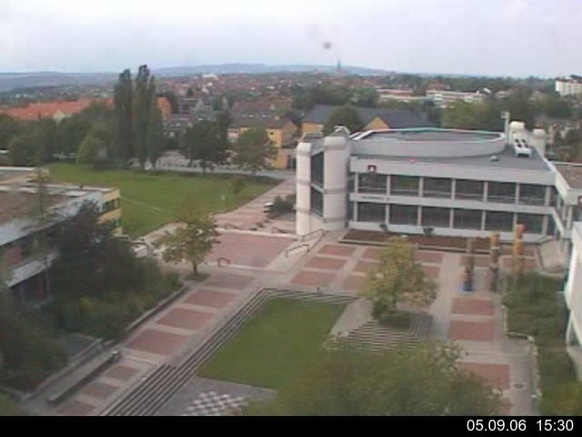 Foto der Webcam: Verwaltungsgeb&auml;ude, Innenhof mit Audimax, H&ouml;rsaal-Geb&auml;ude 1
