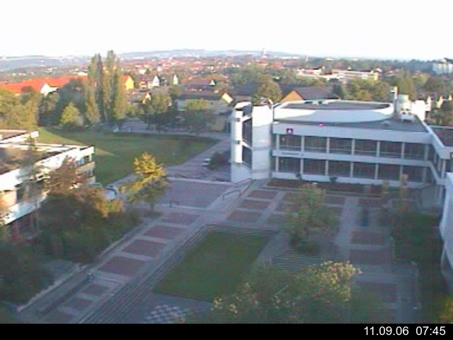 Foto der Webcam: Verwaltungsgeb&auml;ude, Innenhof mit Audimax, H&ouml;rsaal-Geb&auml;ude 1