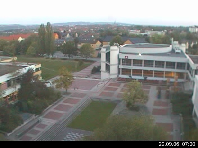 Foto der Webcam: Verwaltungsgeb&auml;ude, Innenhof mit Audimax, H&ouml;rsaal-Geb&auml;ude 1