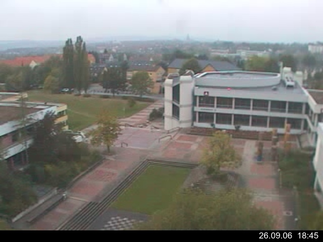 Foto der Webcam: Verwaltungsgeb&auml;ude, Innenhof mit Audimax, H&ouml;rsaal-Geb&auml;ude 1