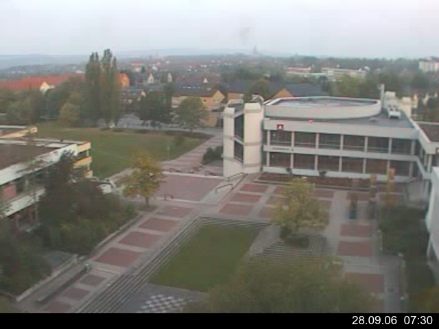 Foto der Webcam: Verwaltungsgeb&auml;ude, Innenhof mit Audimax, H&ouml;rsaal-Geb&auml;ude 1