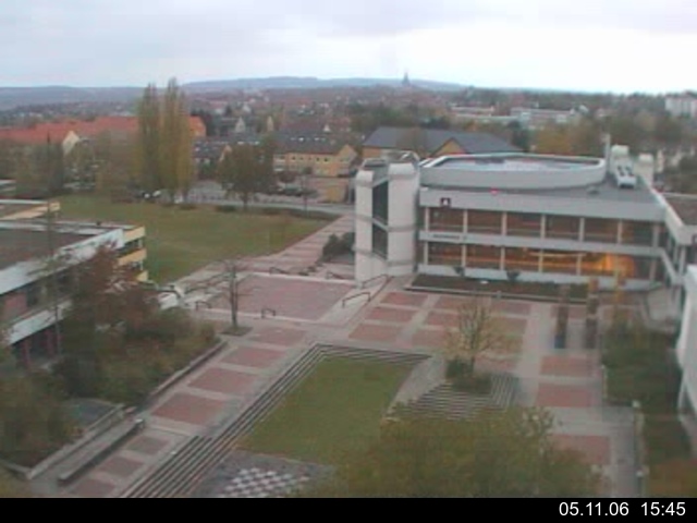 Foto der Webcam: Verwaltungsgeb&auml;ude, Innenhof mit Audimax, H&ouml;rsaal-Geb&auml;ude 1