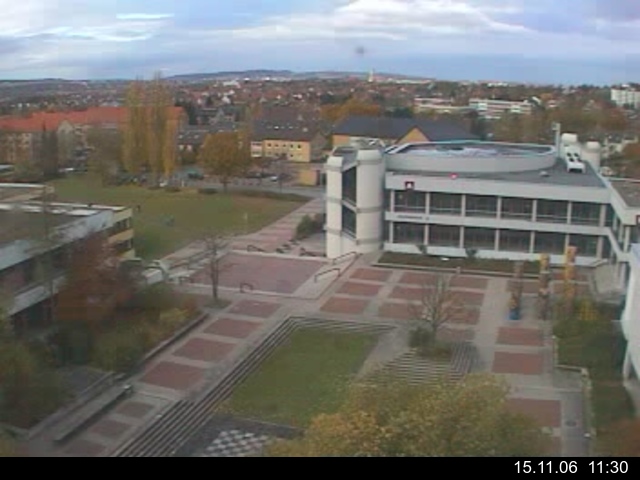 Foto der Webcam: Verwaltungsgeb&auml;ude, Innenhof mit Audimax, H&ouml;rsaal-Geb&auml;ude 1