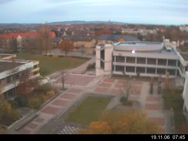 Foto der Webcam: Verwaltungsgeb&auml;ude, Innenhof mit Audimax, H&ouml;rsaal-Geb&auml;ude 1