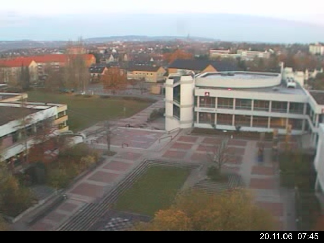 Foto der Webcam: Verwaltungsgeb&auml;ude, Innenhof mit Audimax, H&ouml;rsaal-Geb&auml;ude 1