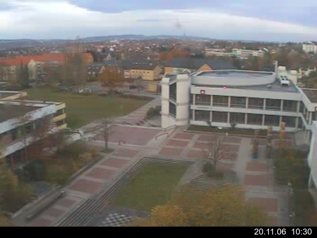 Foto der Webcam: Verwaltungsgeb&auml;ude, Innenhof mit Audimax, H&ouml;rsaal-Geb&auml;ude 1