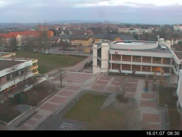 Foto der Webcam: Verwaltungsgeb&auml;ude, Innenhof mit Audimax, H&ouml;rsaal-Geb&auml;ude 1