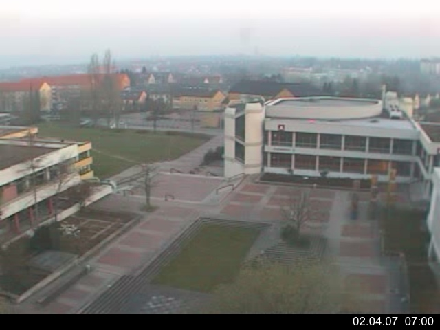 Foto der Webcam: Verwaltungsgeb&auml;ude, Innenhof mit Audimax, H&ouml;rsaal-Geb&auml;ude 1