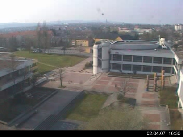 Foto der Webcam: Verwaltungsgeb&auml;ude, Innenhof mit Audimax, H&ouml;rsaal-Geb&auml;ude 1