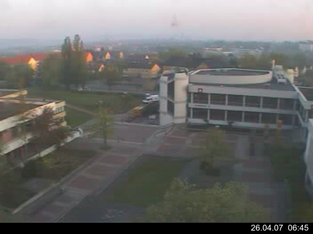 Foto der Webcam: Verwaltungsgeb&auml;ude, Innenhof mit Audimax, H&ouml;rsaal-Geb&auml;ude 1